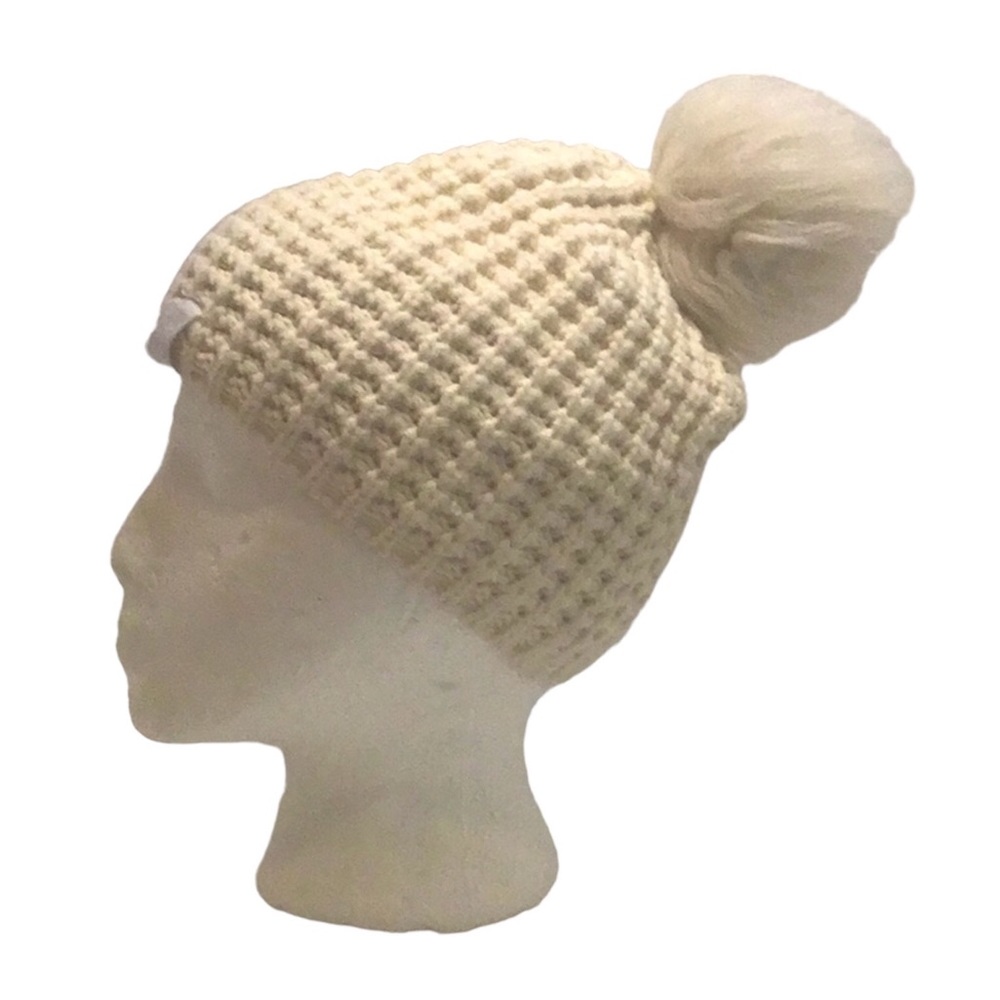 💚 Bula Knit Hat with Pompom